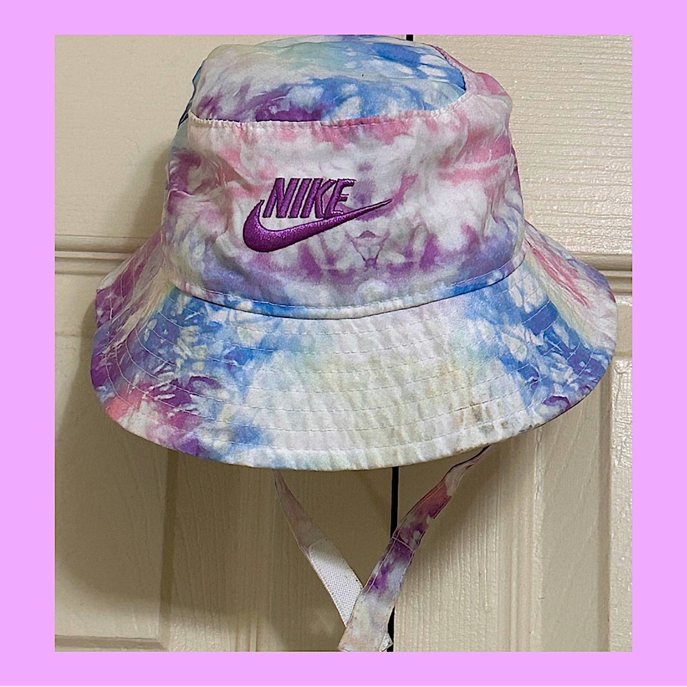 Nike Kids Tie-Dye Bucket Hat - Pink and Blue